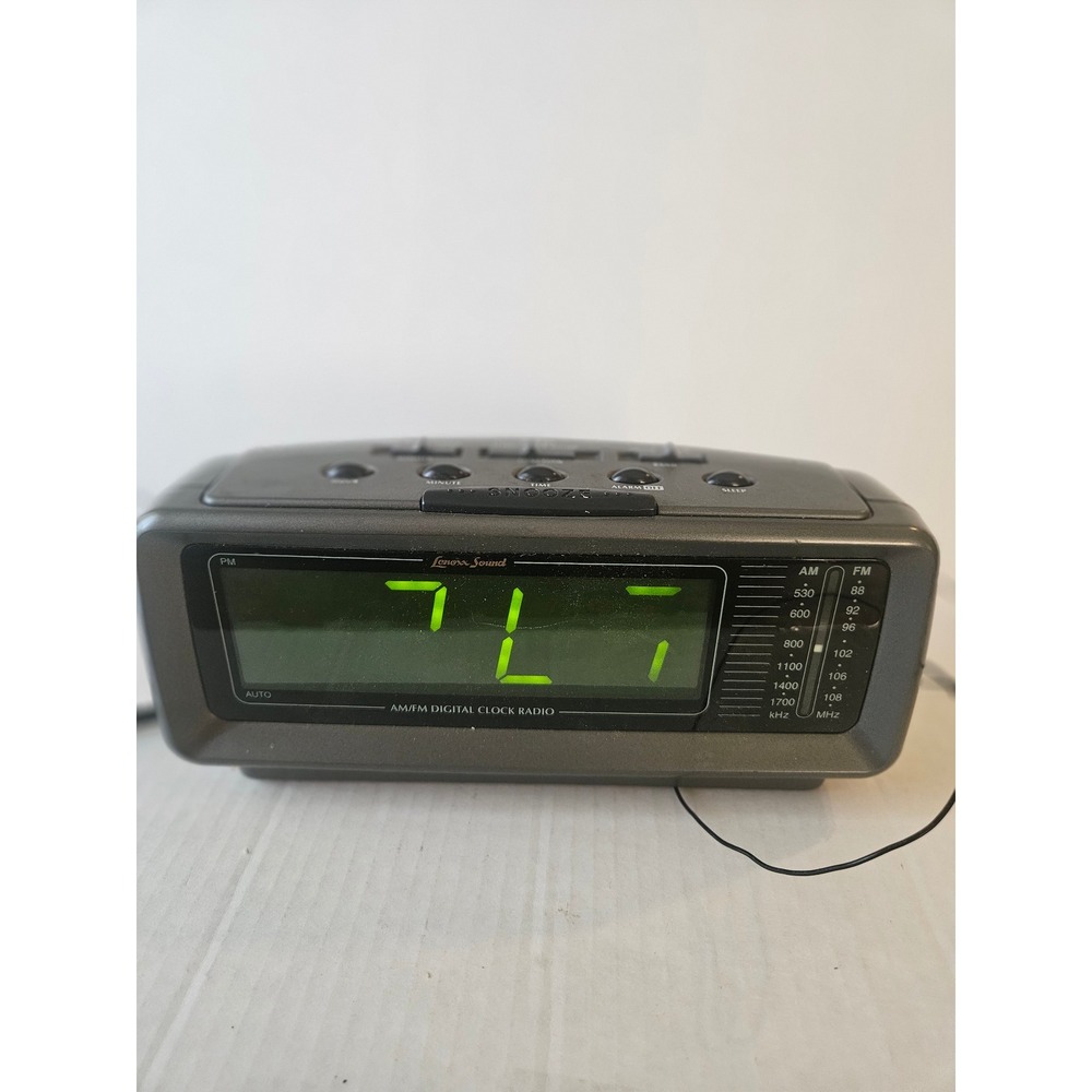 Lenox Sound Digital Alarm Clock Radio AM/FM‎ Green LED Display CR-776